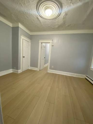 Main picture of 72 Woodlawn Ave