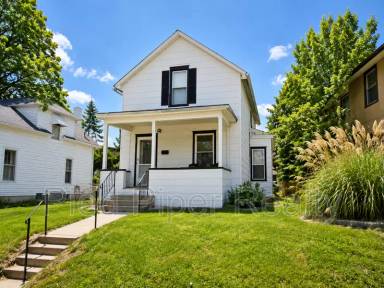 Main picture of 235 W Homer St