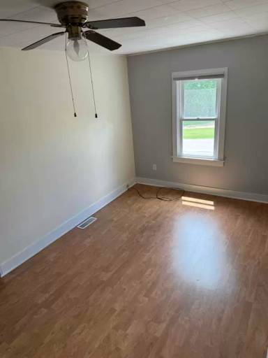 Main picture of 1734 Washington St