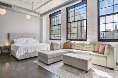 Main picture of The Rossmor Building Lofts