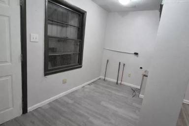 Main picture of 38 N Hatfield St