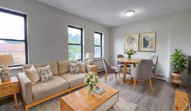 Main picture of 148 Clark St