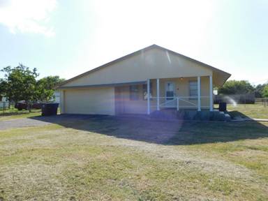 Main picture of 2834 Debra Ln