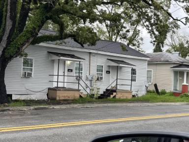 Main picture of 1354 Augusta Ave