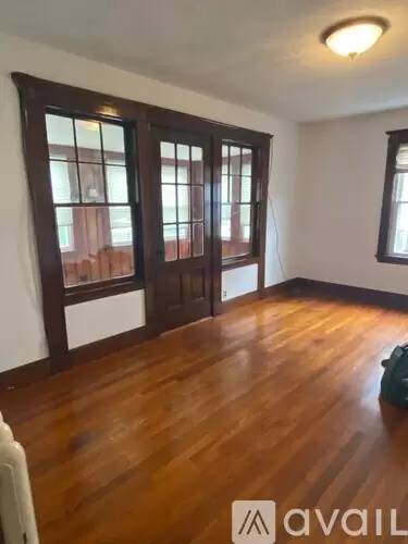 Main picture of 153 Newbury Ave