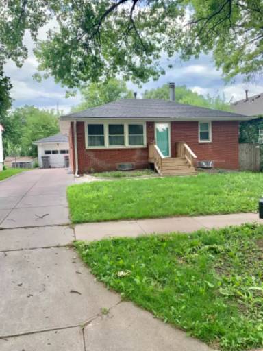Main picture of 5437 Francis St