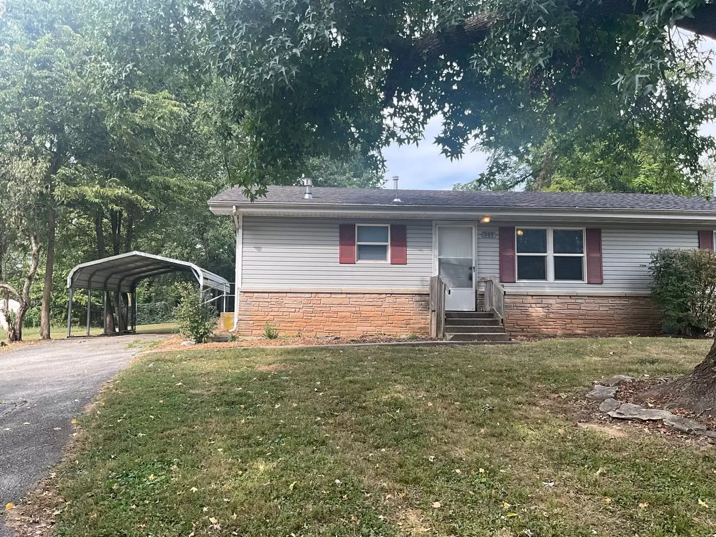 Main picture of 205 E Georgia St