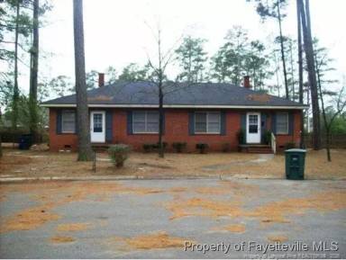 Main picture of 815 Calvin Cir