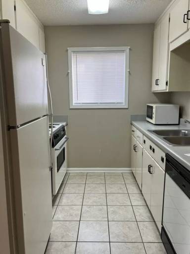 Main picture of 106 Woodfield Pl