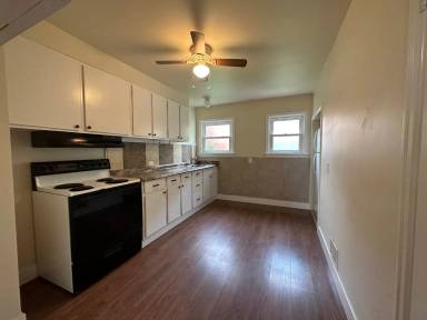 Main picture of 6924 NE 7th Ave