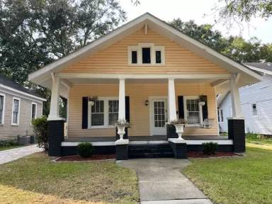 Main picture of 55 Semmes Ave