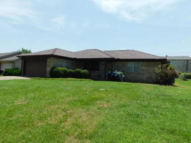 Main picture of 2900 Kendall Ave