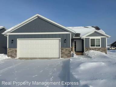 Main picture of 604 Prairieside Trl