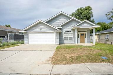 Main picture of 345 Bowen St