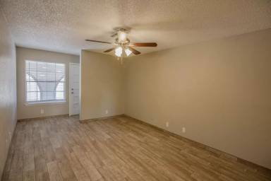 Main picture of 203 Scenic Dr