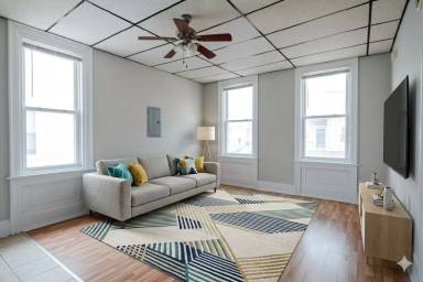 Main picture of 2703 Kirkbride St