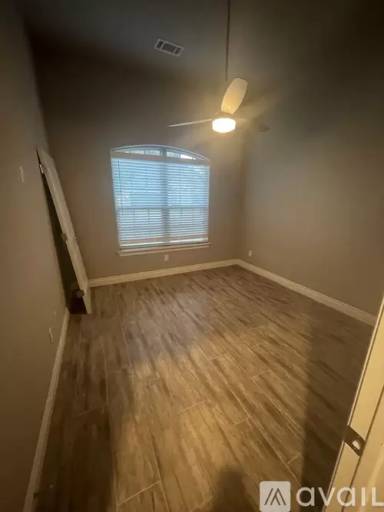 Main picture of 455 N Snyders Bluff Dr