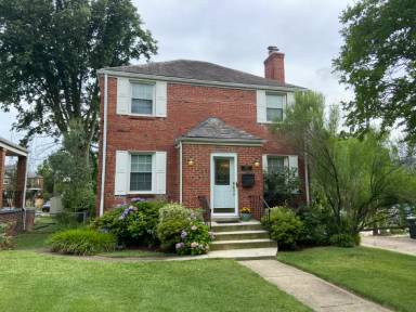Main picture of 1254 Van Buren St NW