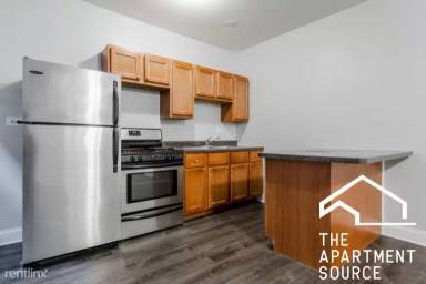 Main picture of 5900 Kenmore Apartments