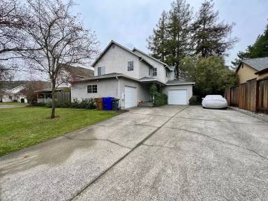 Main picture of 1027 Easum Dr