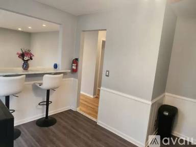 Main picture of 364 Westwood Ave