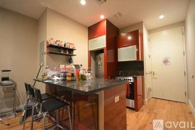 Main picture of 1020 Park Pl