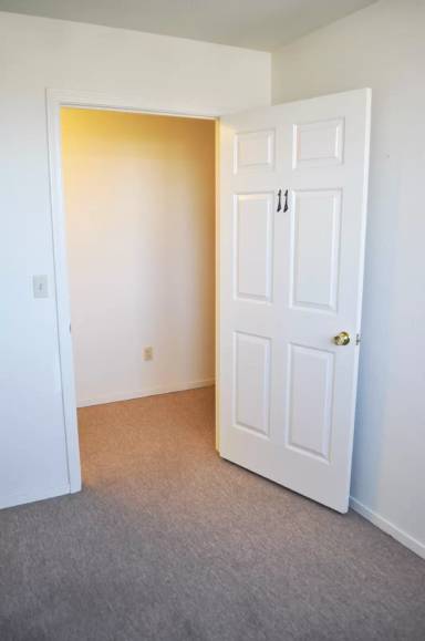 Main picture of 7 Governors Ln