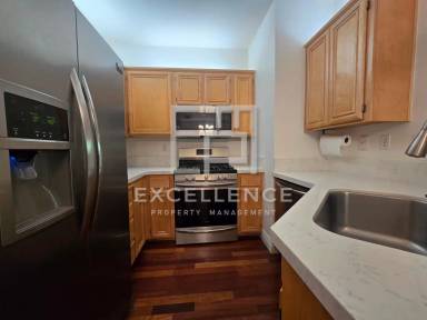 Main picture of 1035 Esparanza Way