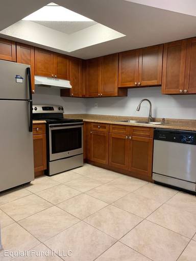 Main picture of 1300 Sylvia Ave