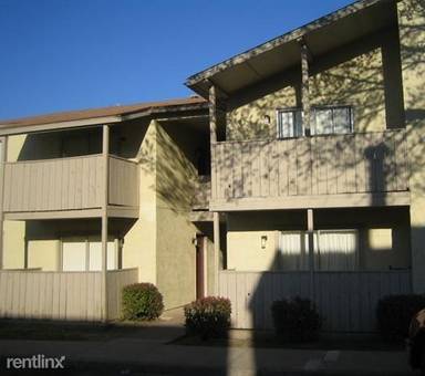 Main picture of 3121 E Park Row Dr
