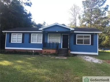 Main picture of 2415 Club House Rd