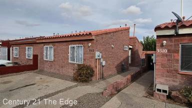 Main picture of 3512 Oasis Dr
