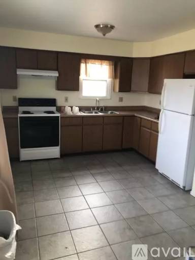Main picture of 214 Joy St