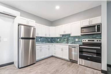 Main picture of 304 Market St