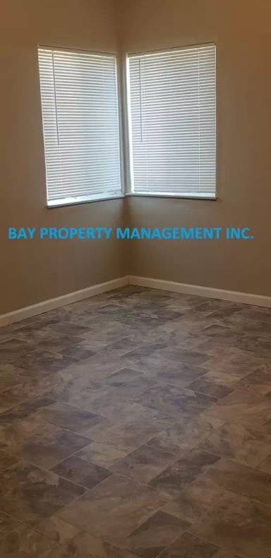 Main picture of 1649 Palm Ave