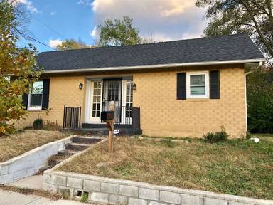 Main picture of 3147 Barnes Ave