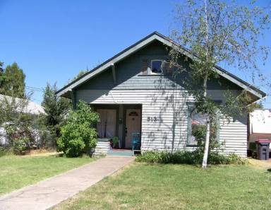 Main picture of 513 King St