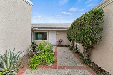 Main picture of 30996 Carrara Rd
