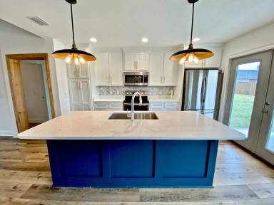 Main picture of 3600 Cedar Park Dr