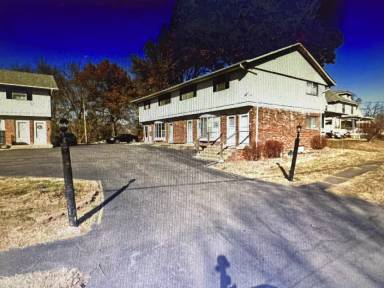 Main picture of 1140 Maple St