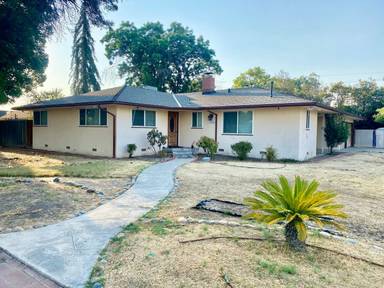 Main picture of 1386 E Barstow Ave