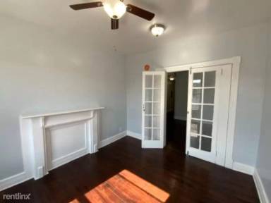 Main picture of 263 Division St