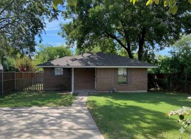 Main picture of 1005 1/2 Pine St