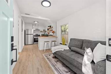 Main picture of 2043 16th Ave S