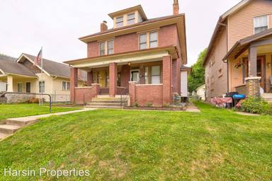 Main picture of 39 N Ogden Ave