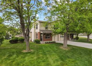 Main picture of 1708 S Lee St