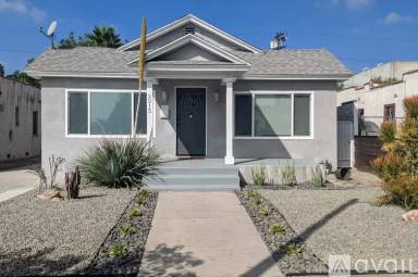 Main picture of 2215 S Highland Ave