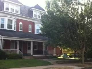 Main picture of 618 Linden Ave