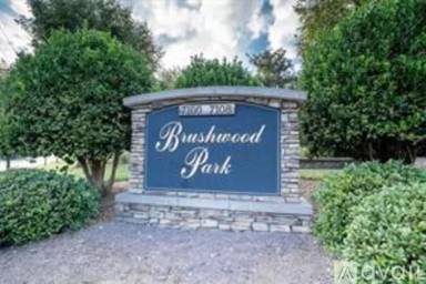Main picture of 7100 W Friendly Ave