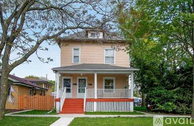 Main picture of 3625 Park Ave